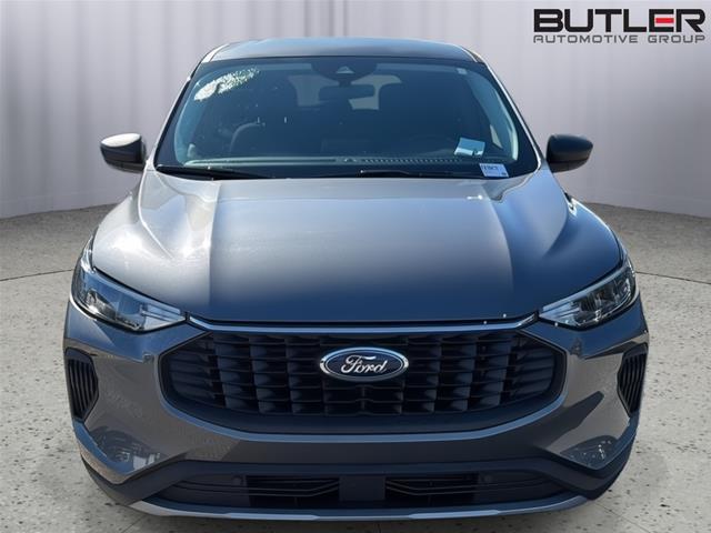 2025 Ford Escape - $23,650