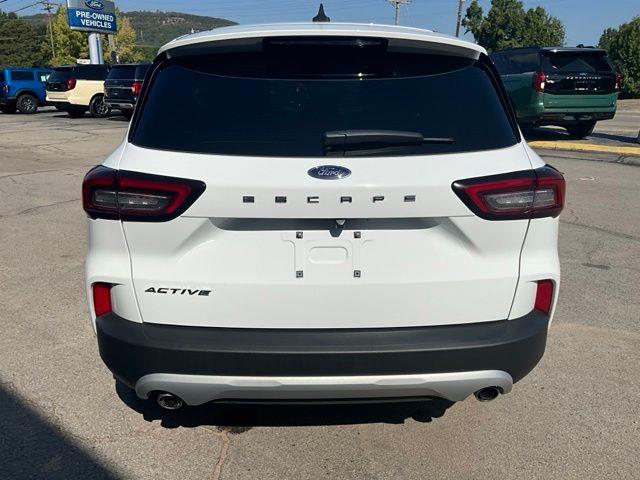 2025 Ford Escape - $22,542