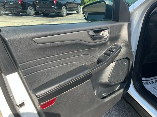 2025 Ford Escape - $22,542