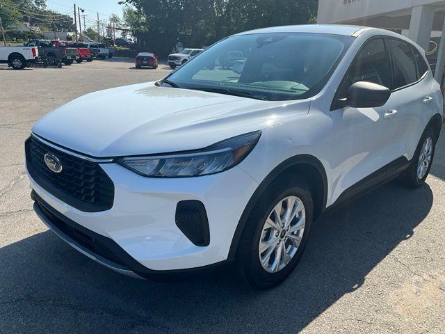 2025 Ford Escape - $22,542