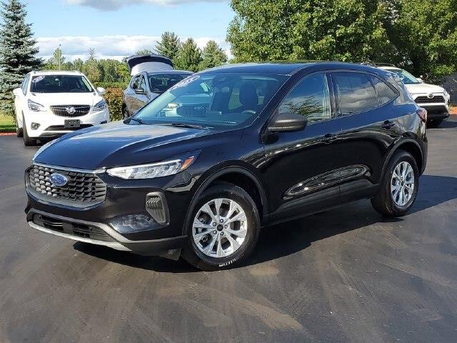 2025 Ford Escape - $19,900