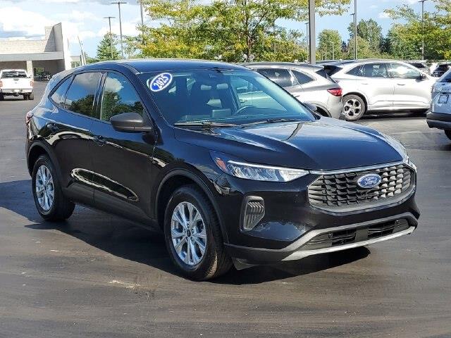 2025 Ford Escape - $19,900