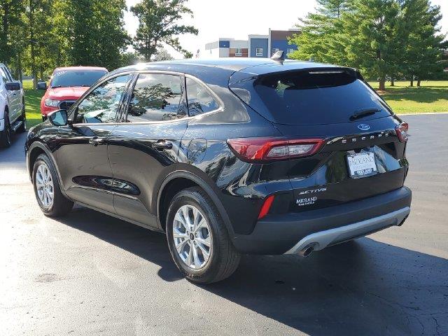 2025 Ford Escape - $19,900