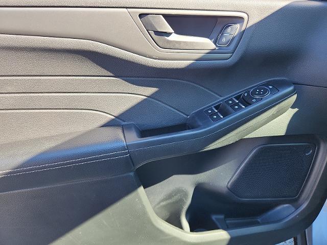 2023 Ford Escape - $22,000
