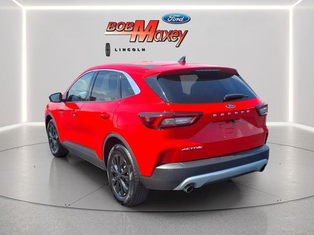 2024 Ford Escape - $18,537