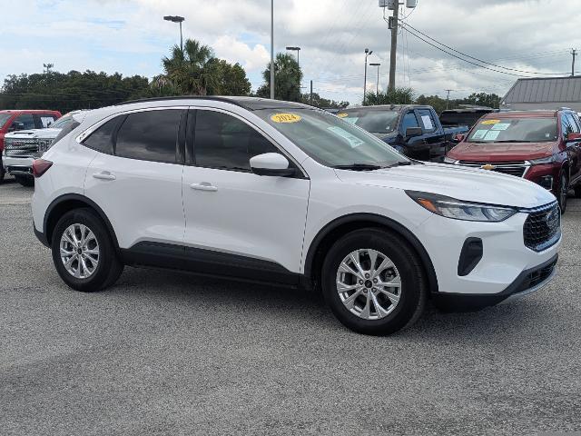2024 Ford Escape - $19,984