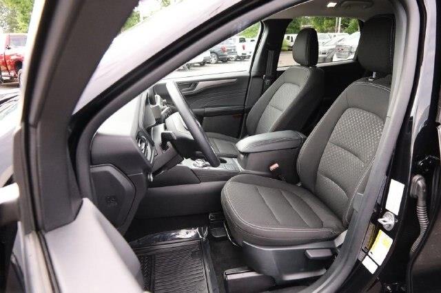 2025 Ford Escape - $22,990