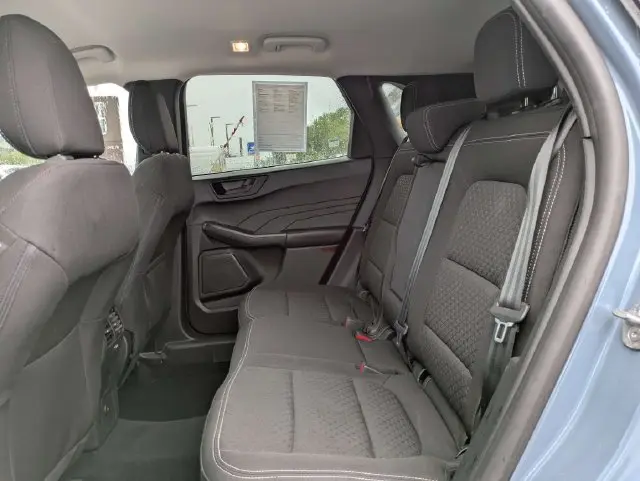 2023 Ford Escape - $21,157