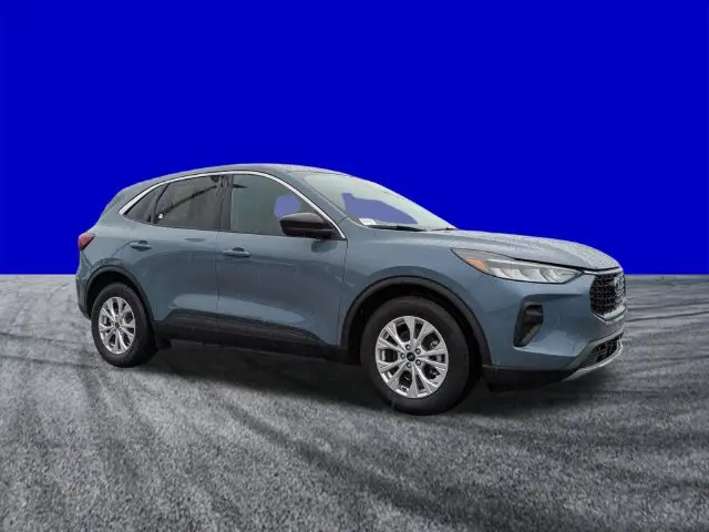 2023 Ford Escape - $21,157
