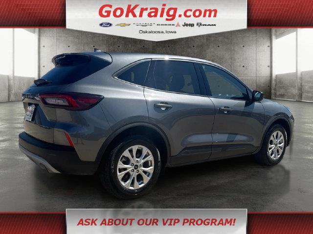 2025 Ford Escape - $24,517