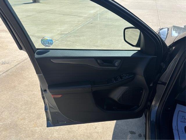 2025 Ford Escape - $24,517