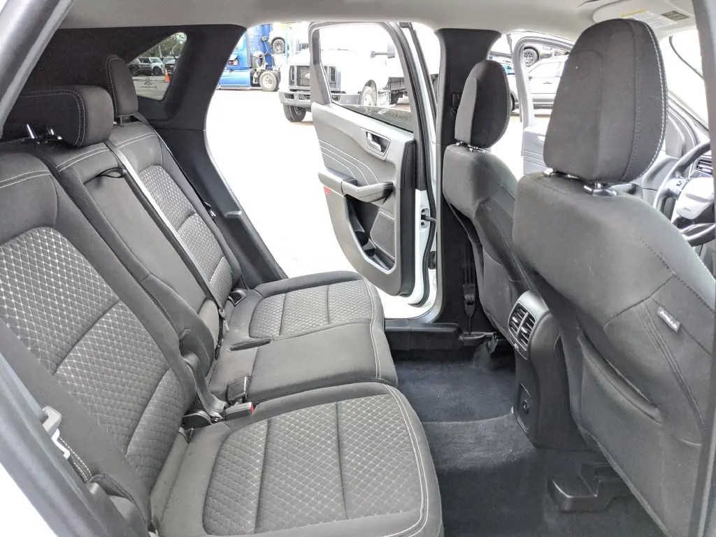 2023 Ford Escape - $21,432