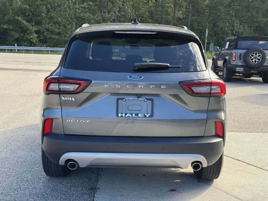 2025 Ford Escape - $23,299