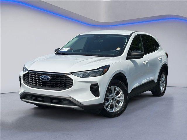 2025 Ford Escape - $18,999