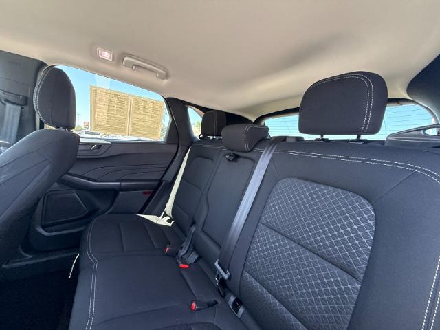 2025 Ford Escape - $18,800