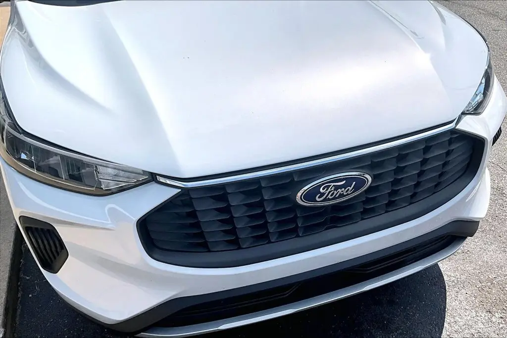2026 Ford Escape - $26,341