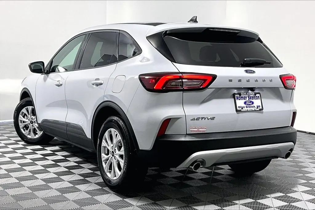 2026 Ford Escape - $26,341