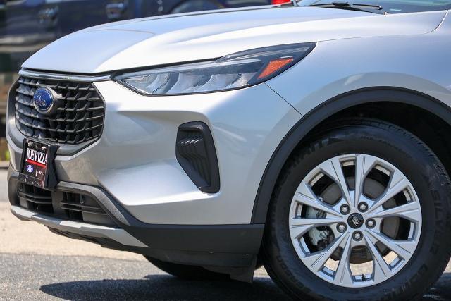 2023 Ford Escape - $18,803