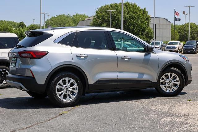 2023 Ford Escape - $18,803
