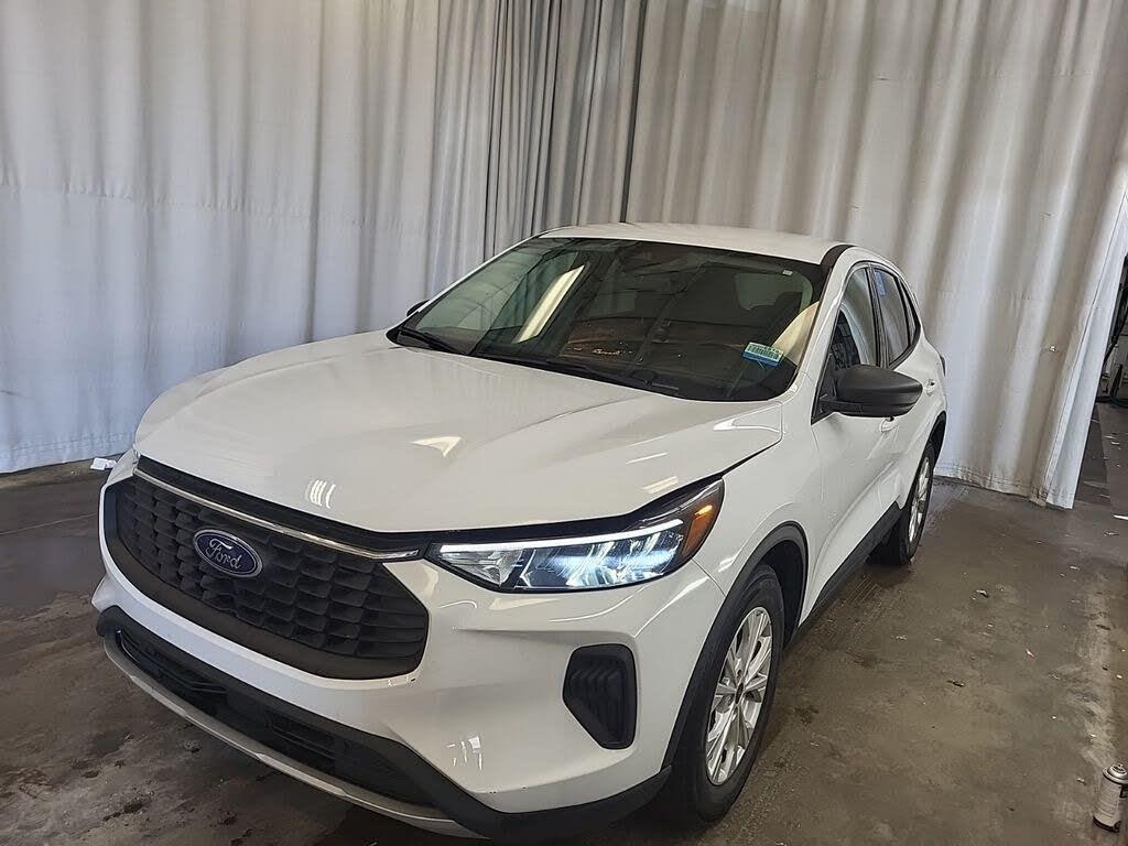 2024 Ford Escape - $19,171