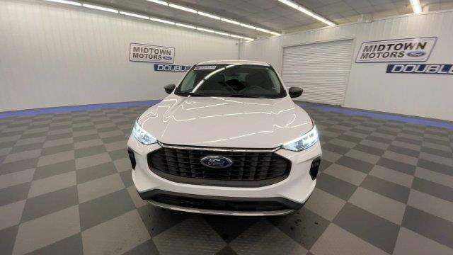 2025 Ford Escape - $18,988