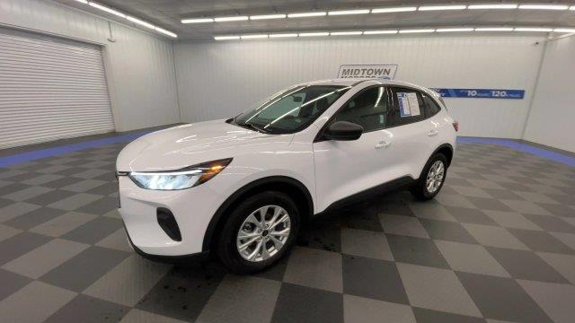 2025 Ford Escape - $18,988