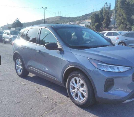 2025 Ford Escape - $19,800