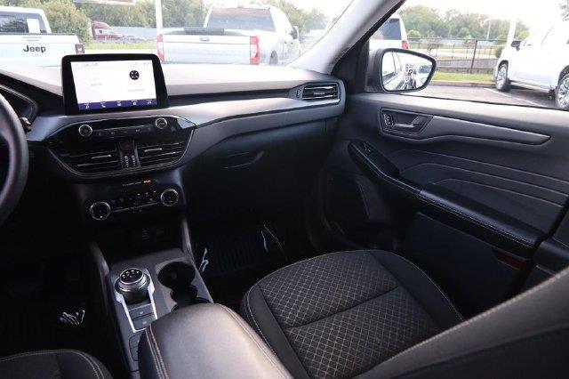 2025 Ford Escape - $21,990