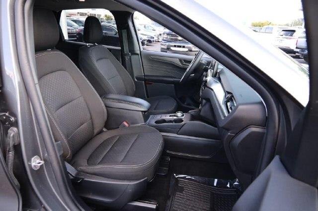 2025 Ford Escape - $21,990