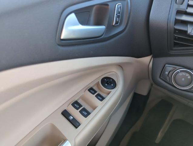 2016 Ford Escape - $7,804
