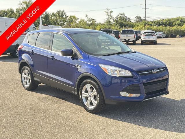 2015 Ford Escape SE — photo 1 of 12