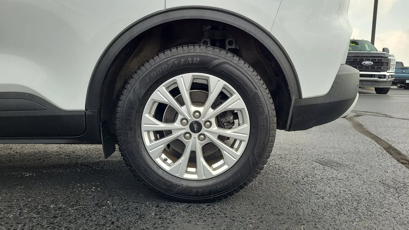 2023 Ford Escape Hybrid Active