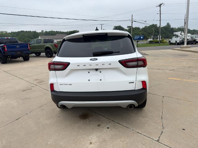 2023 Ford Escape Hybrid Active — photo 1 of 9
