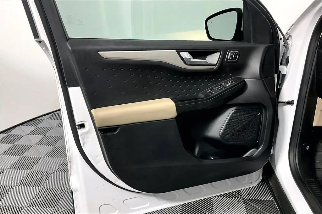 2020 Ford Escape - $15,791