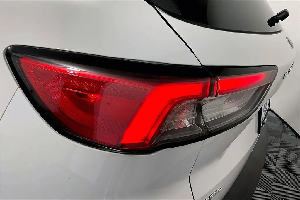 2020 Ford Escape - $15,791