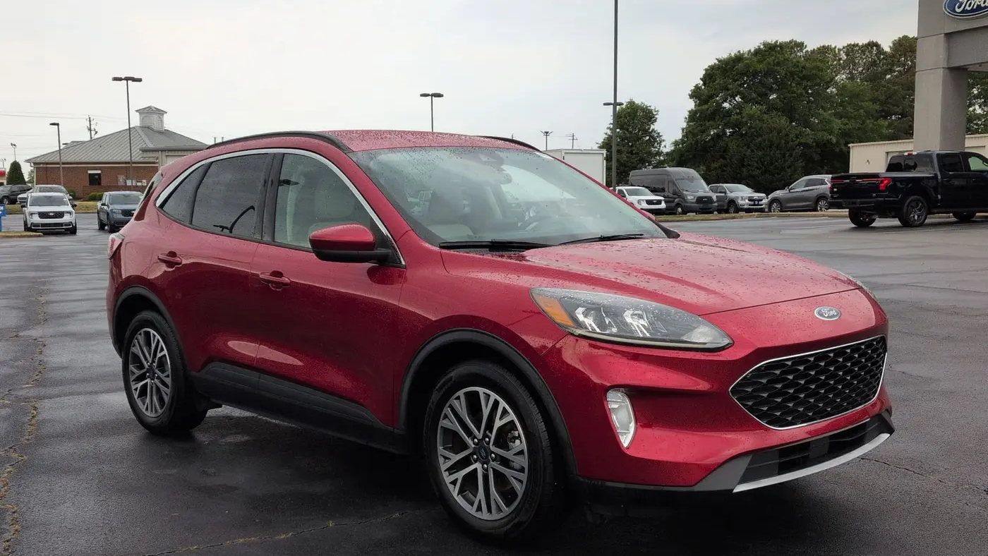 2020 Ford Escape SEL