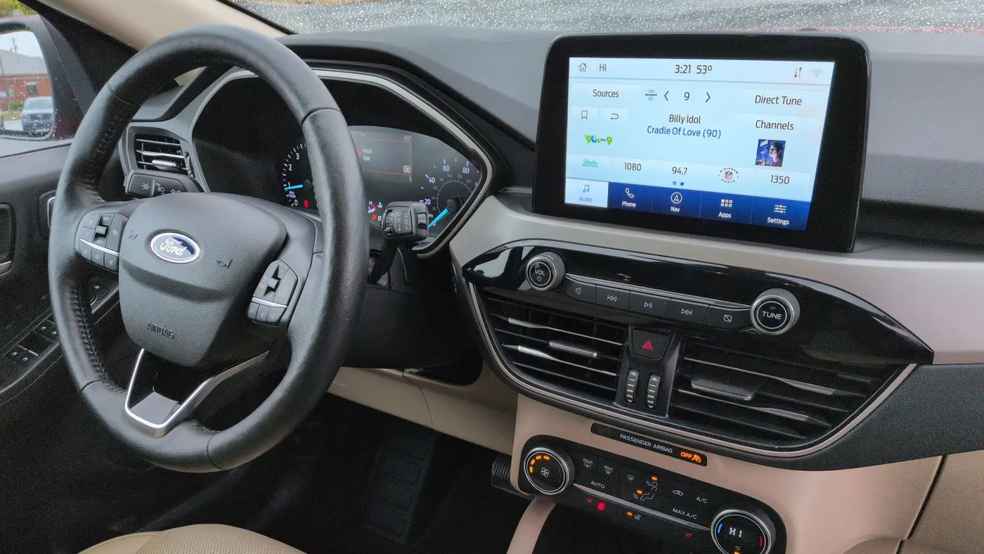 2020 Ford Escape SEL