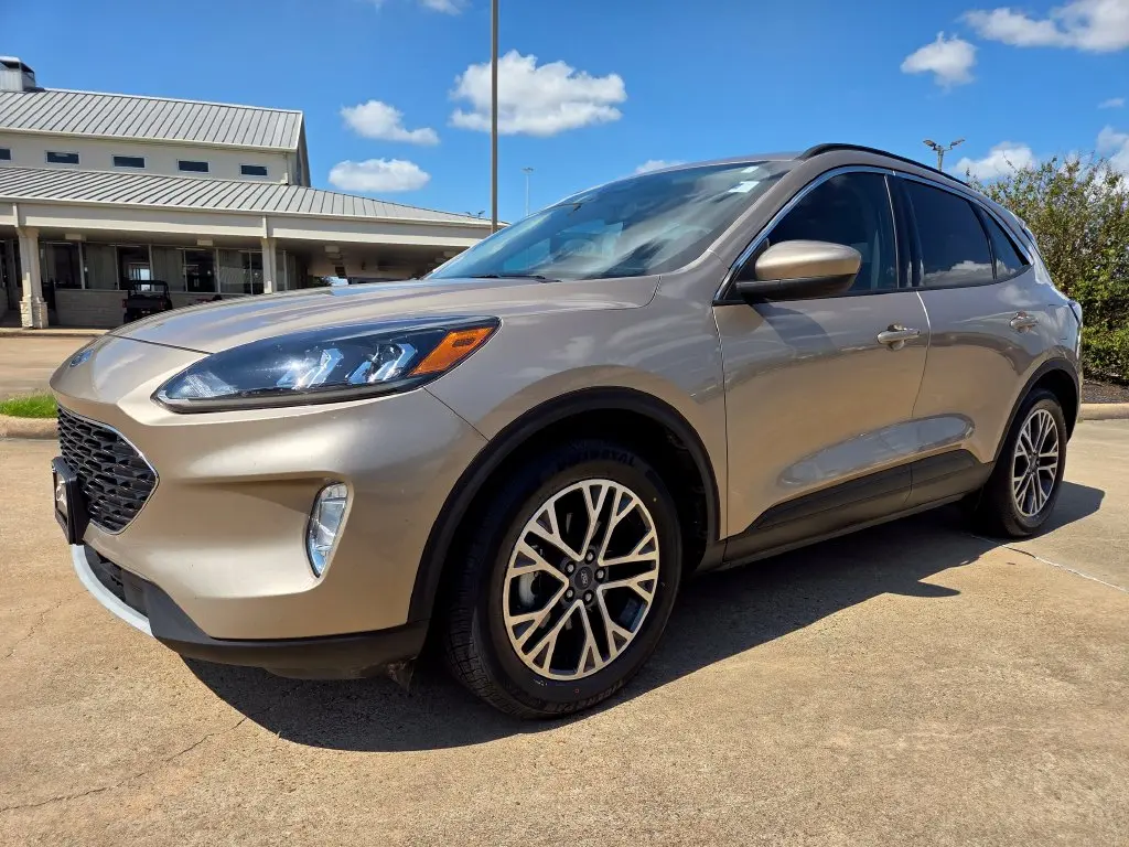 2020 Ford Escape - $16,397