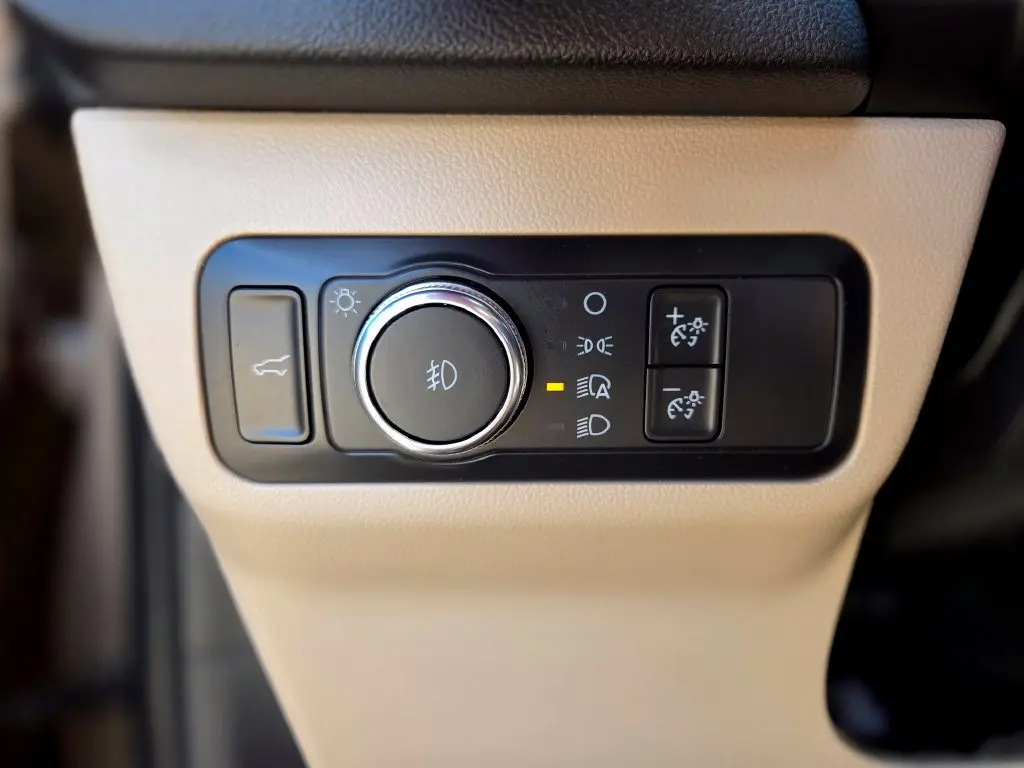 2020 Ford Escape - $16,397