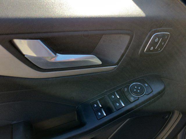 2022 Ford Escape - $22,789