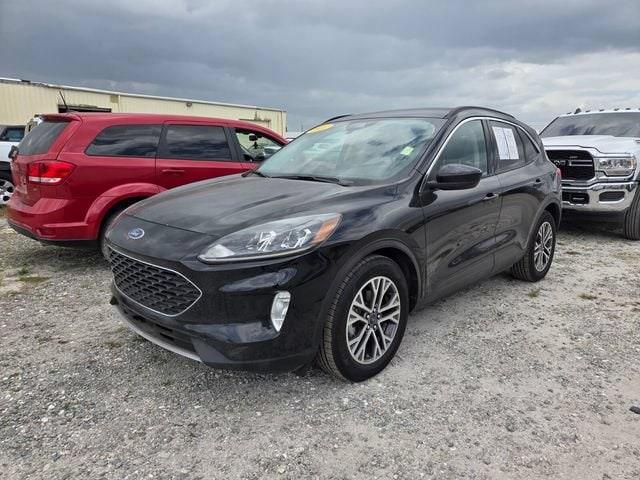 2022 Ford Escape - $9,784