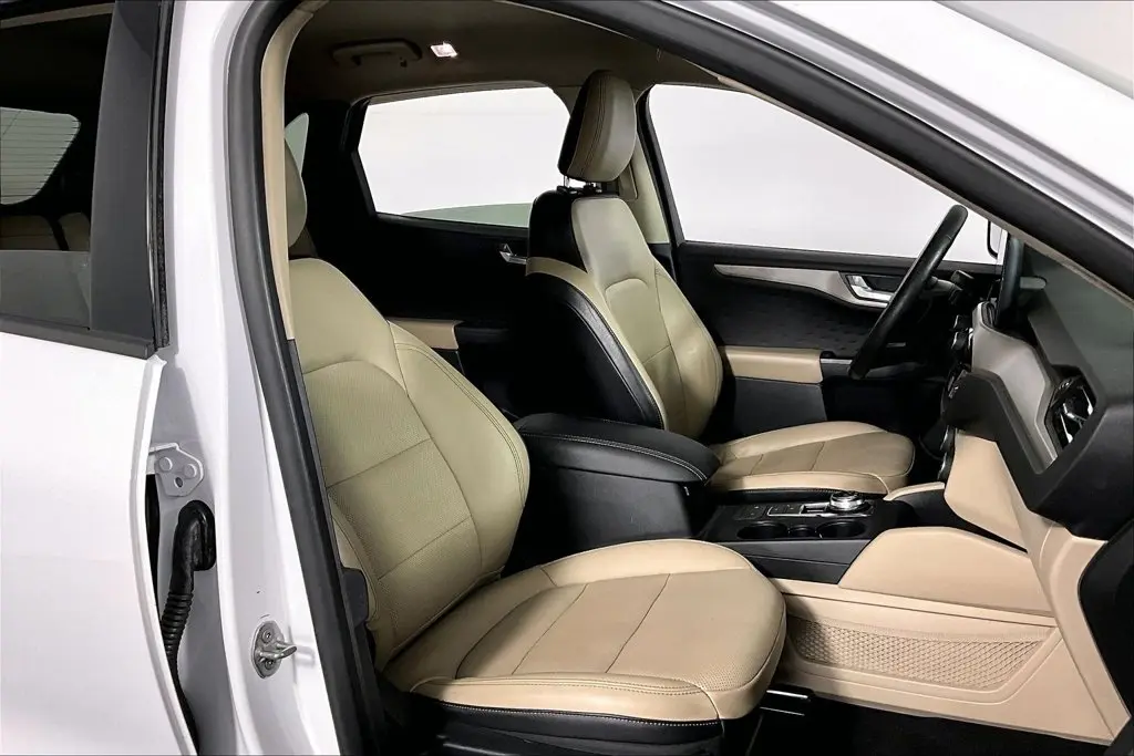 2020 Ford Escape - $18,660