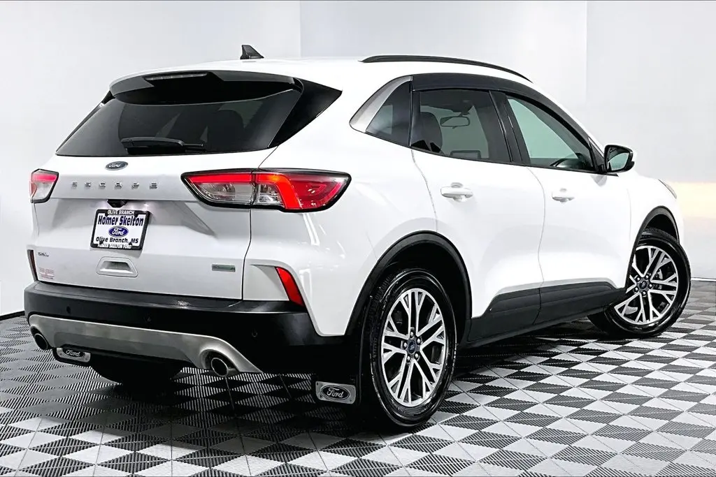 2020 Ford Escape - $18,660