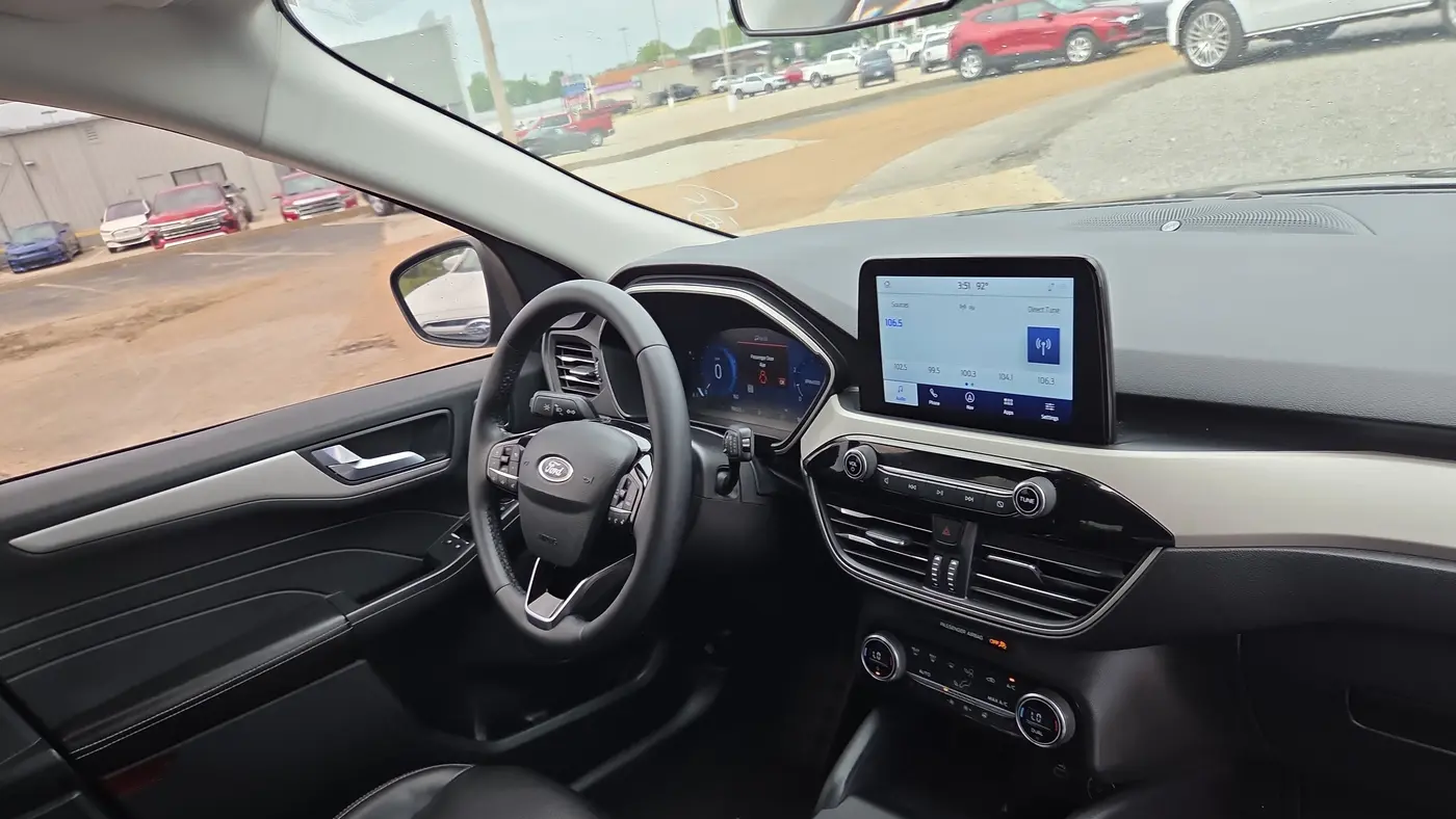 2021 Ford Escape SEL