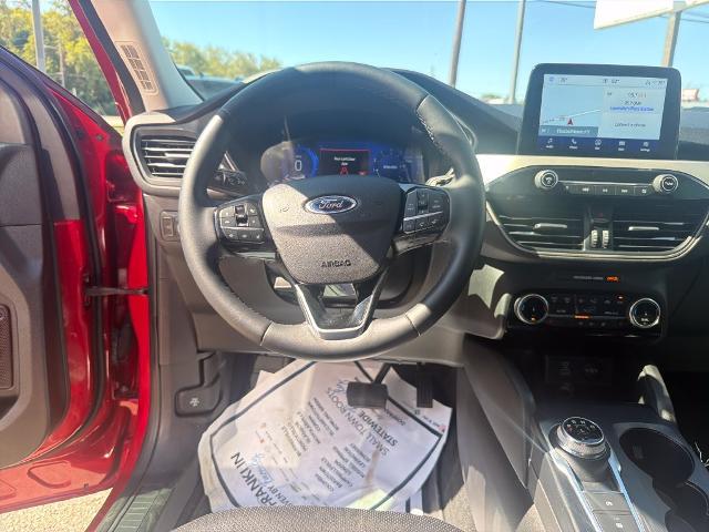 2022 Ford Escape - $21,900