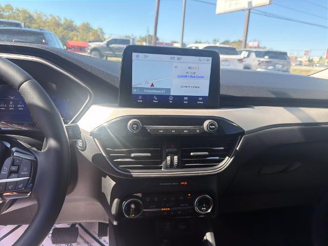 2022 Ford Escape - $21,900