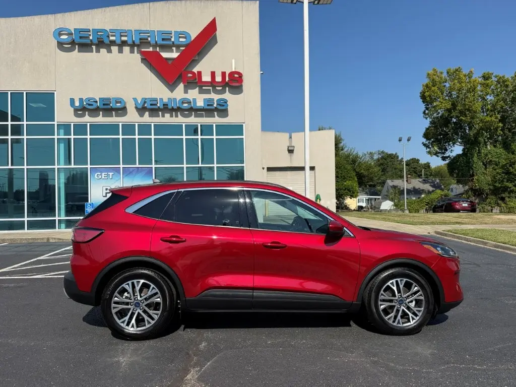 2022 Ford Escape - $19,996