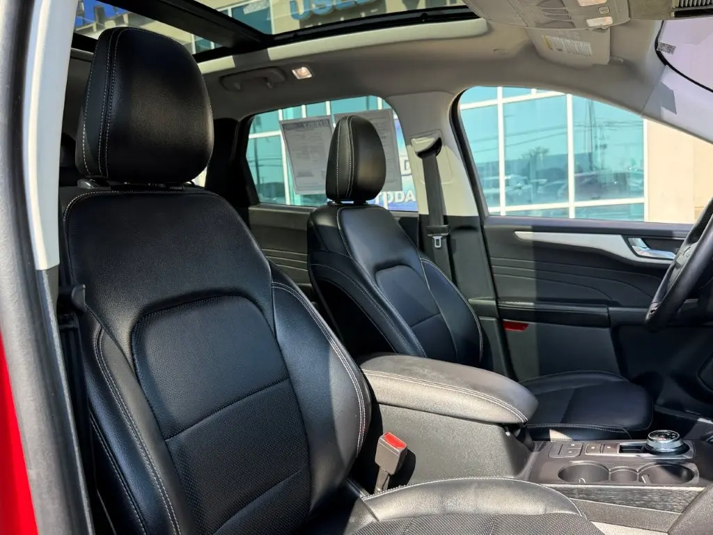 2022 Ford Escape - $19,996