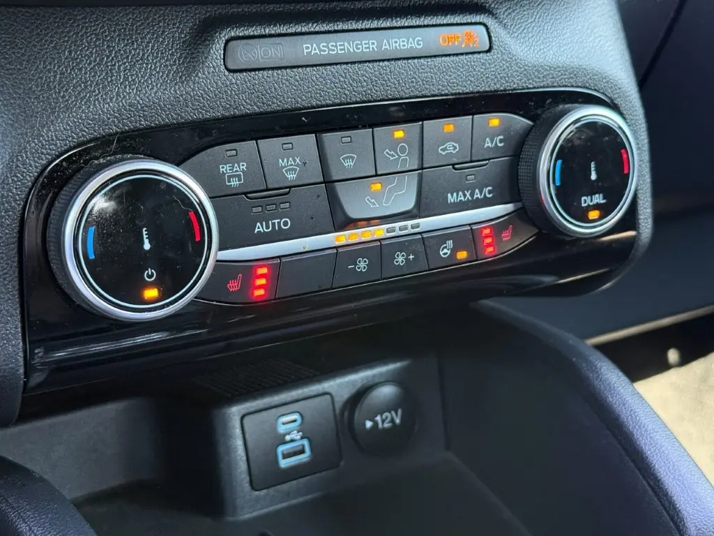 2022 Ford Escape - $19,996