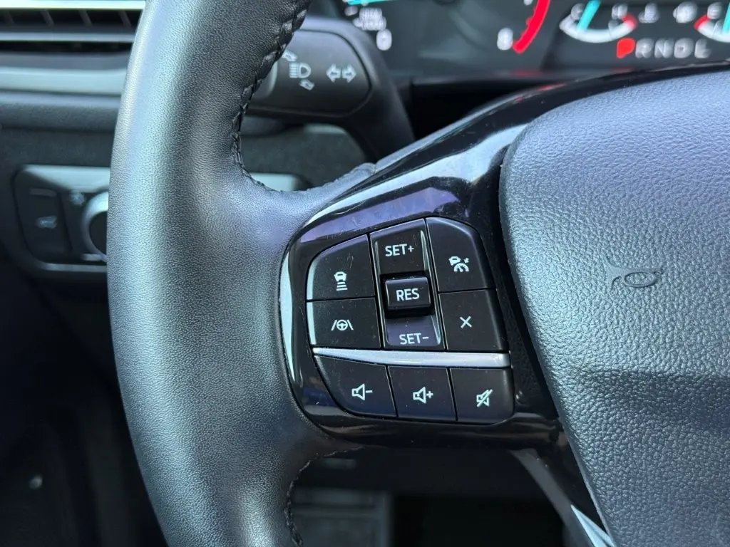2022 Ford Escape - $19,996
